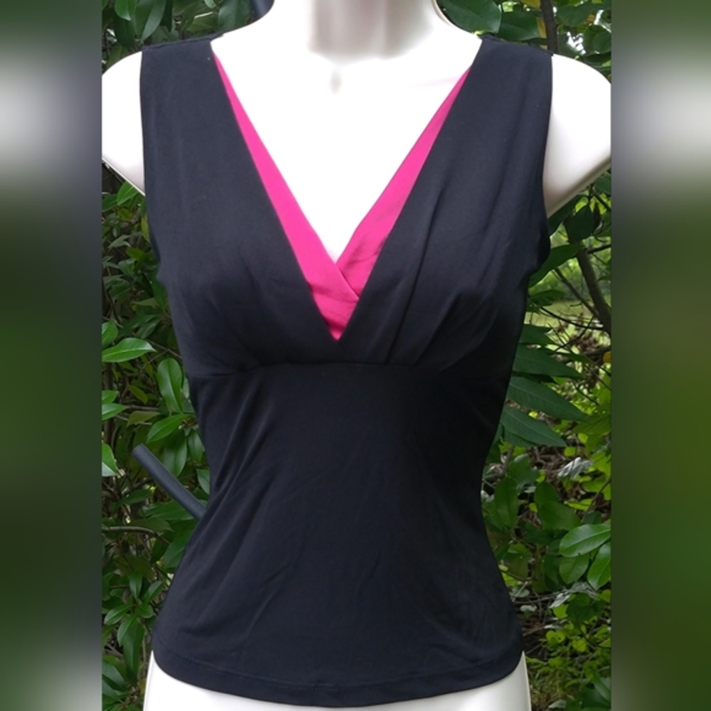Beautiful Sleeveless Blouse With V-Neckline and Rose Insets...by Agaci-Too